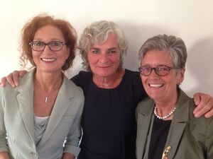 Feierten 40 Jahre SPD-Kreisverband Olpe (v.l.): Jutta Hecken-Defeld, Petra Crone (MdB), Angelika König